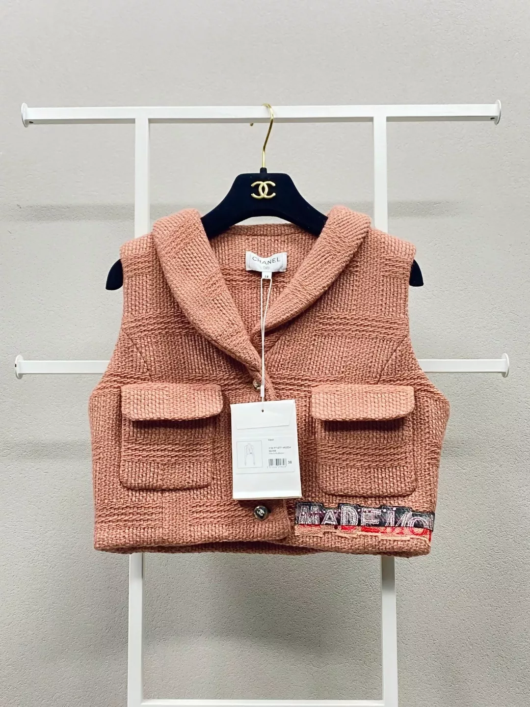 Chanel 21b pink tweed vest