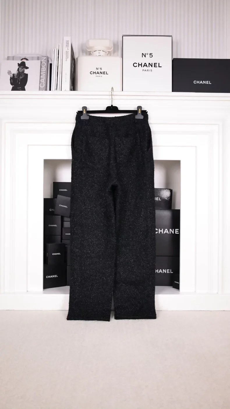 Chanel 21B Black Pants - Image 3