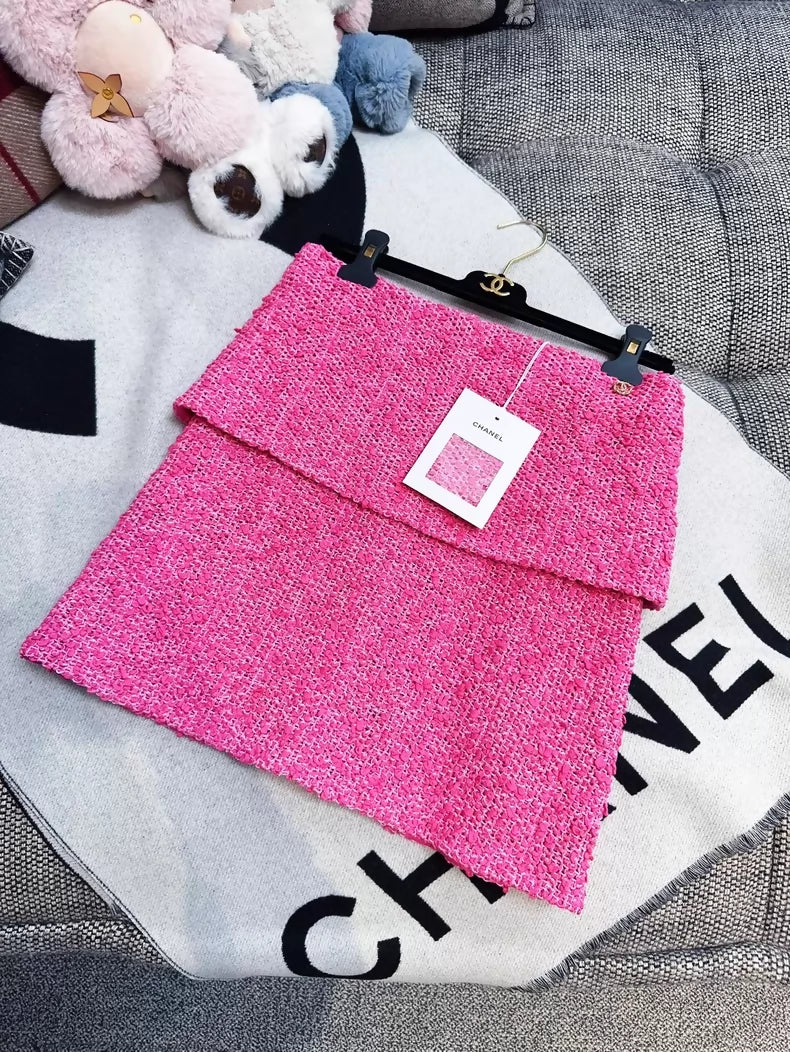 Chanel 21C Fuchsia Tweed Mini Skirt