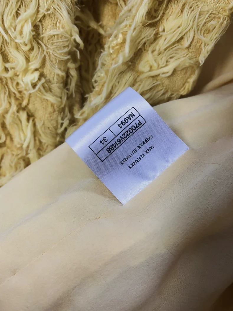 Chanel 21C yellow jacket - Image 3