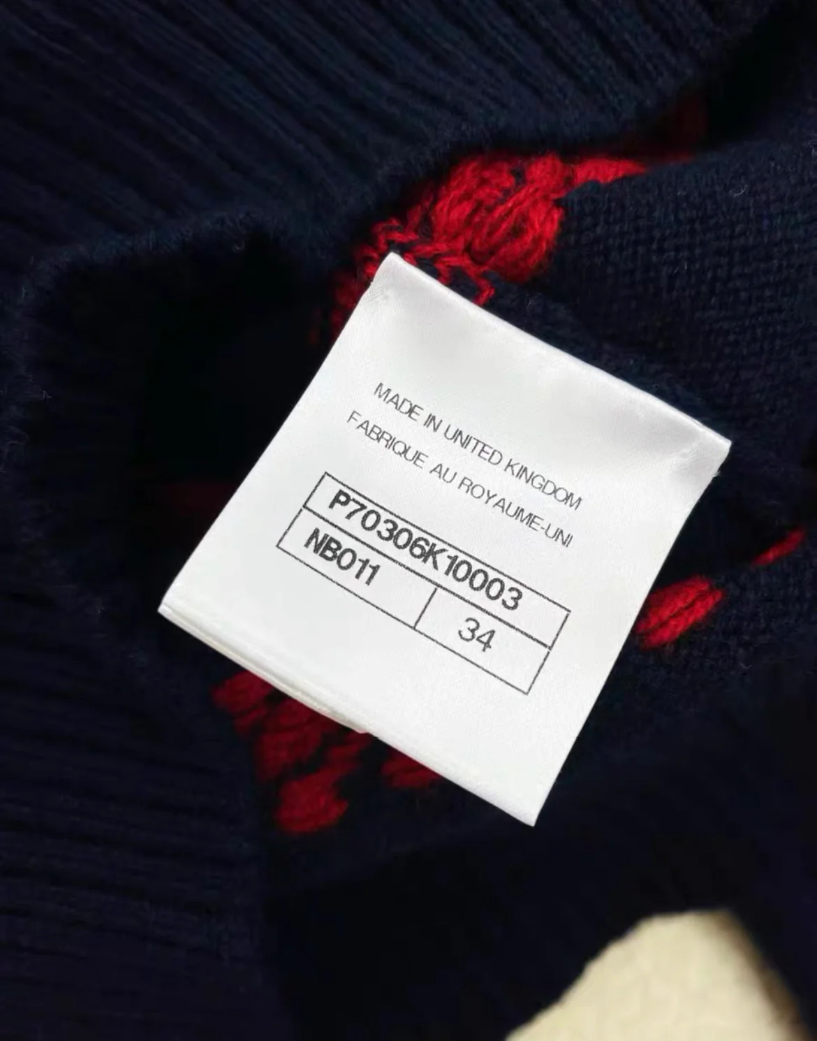 Chanel 21C Navy Blue, Ecru & Red Pullover size 34 - Image 6