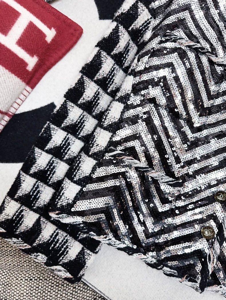 Chanel 21K black and white sequinned jacket - Image 2