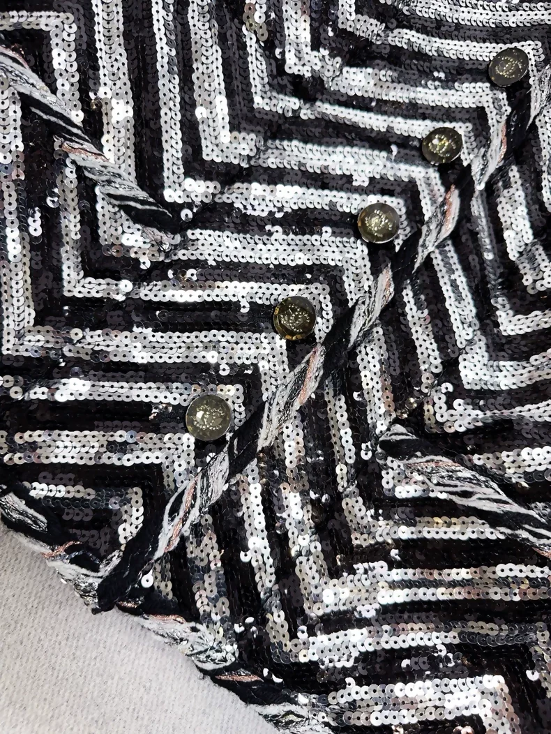 Chanel 21K black and white sequinned jacket - Image 3