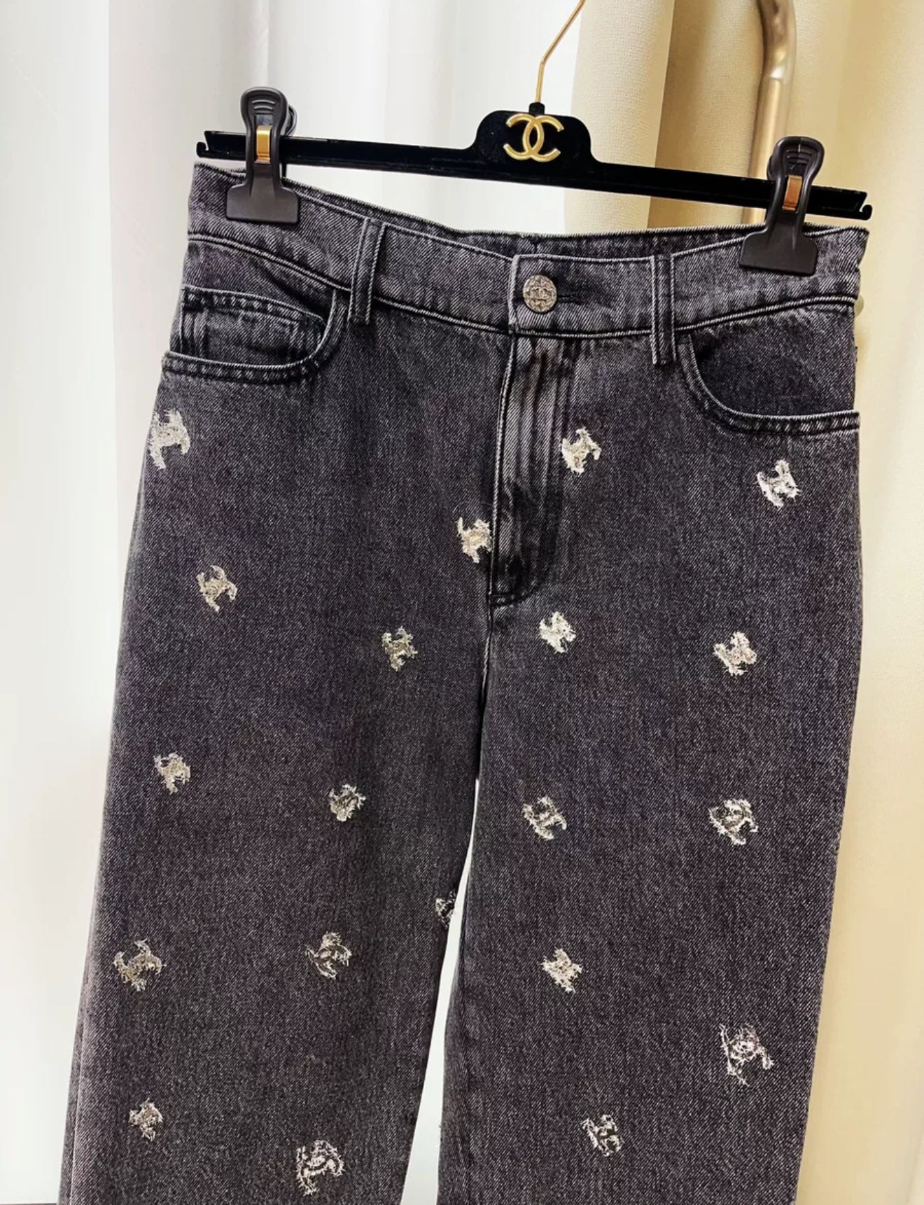 Chanel 21K Black Denim silver CC logo - Image 5