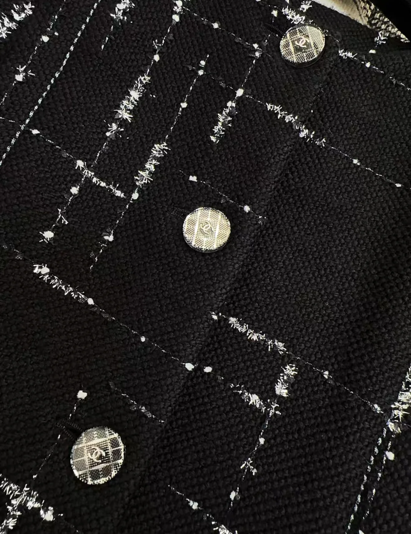 Chanel 21k black long coat - Image 4