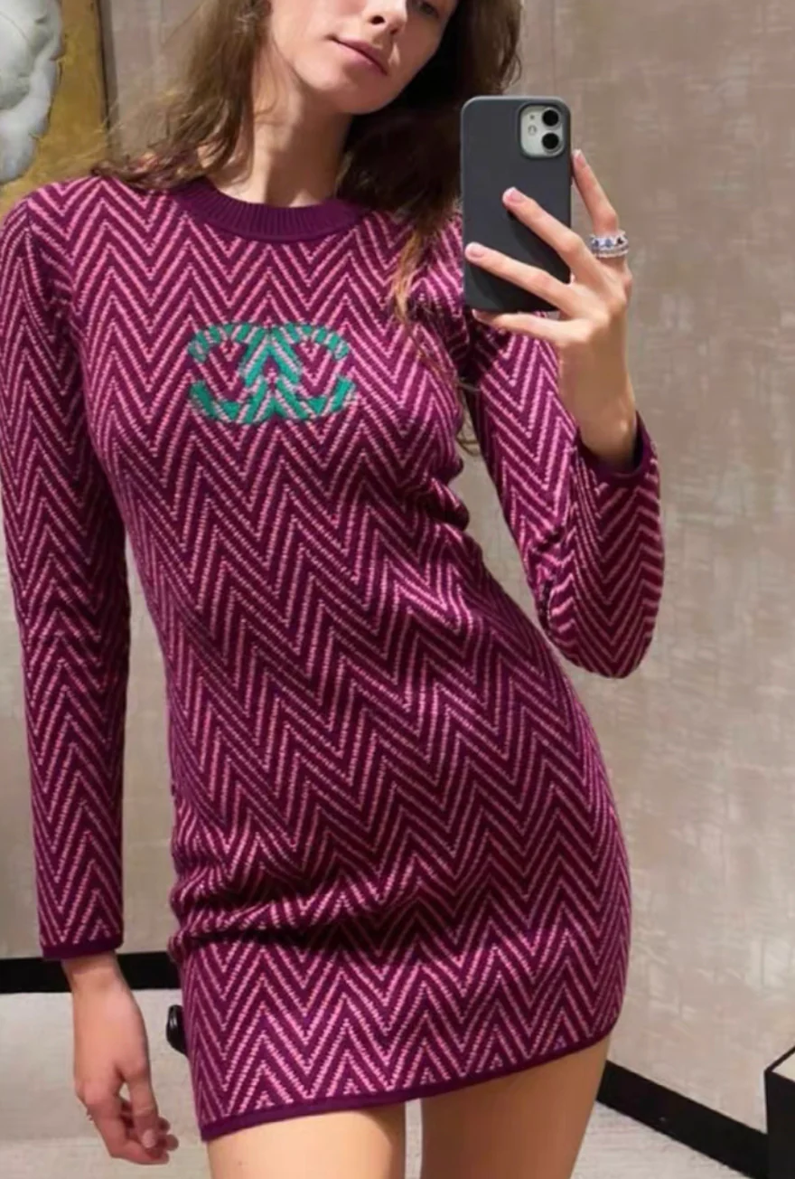 Chanel 21K Burgundy, Pink & Green Dress size 36 - Image 4
