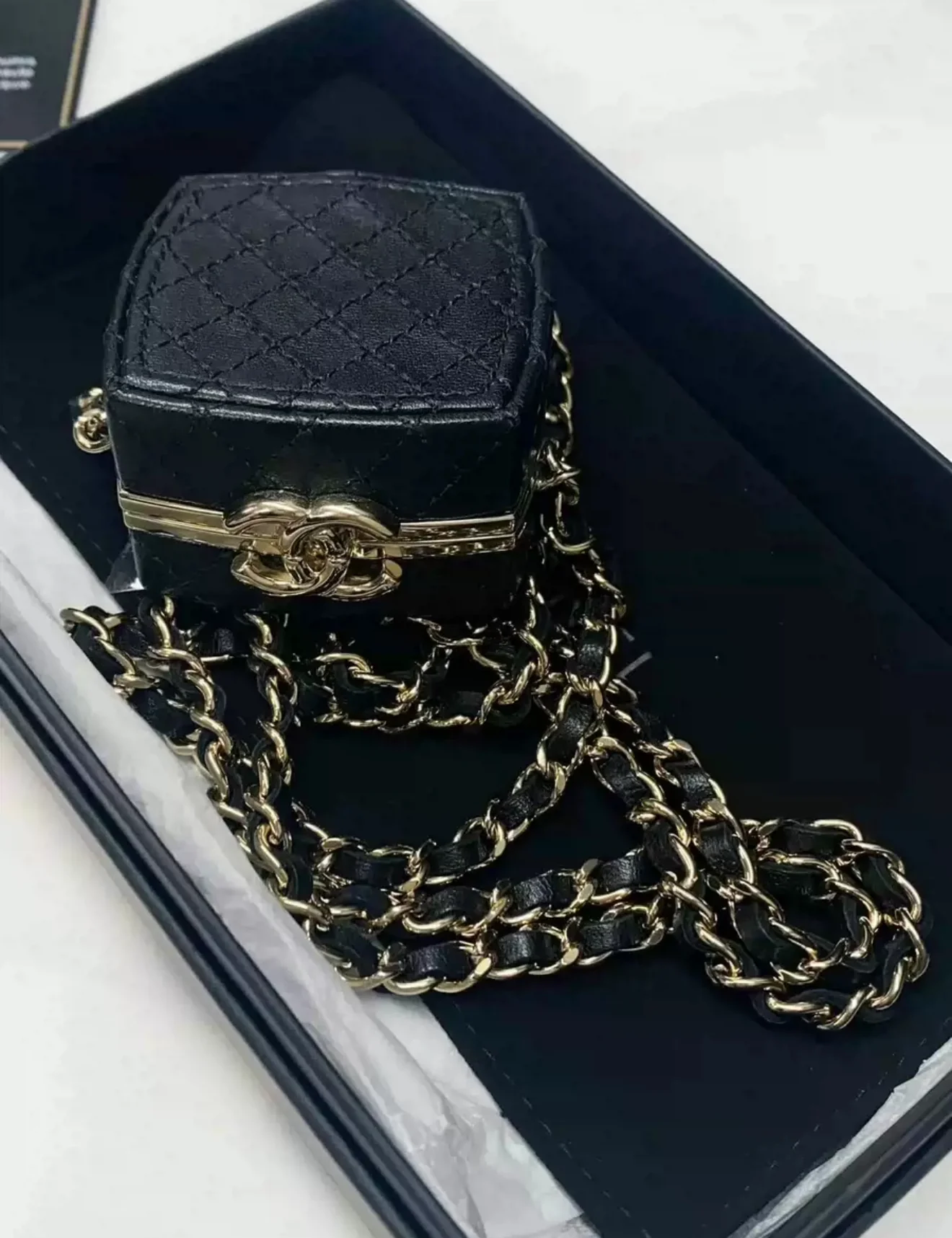 Chanel 21K Mini Box chain Bag - Image 7