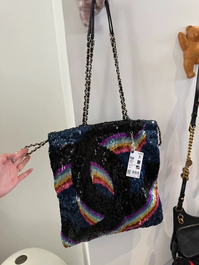 Chanel 21k Rainbow Sequin Tote - Image 2