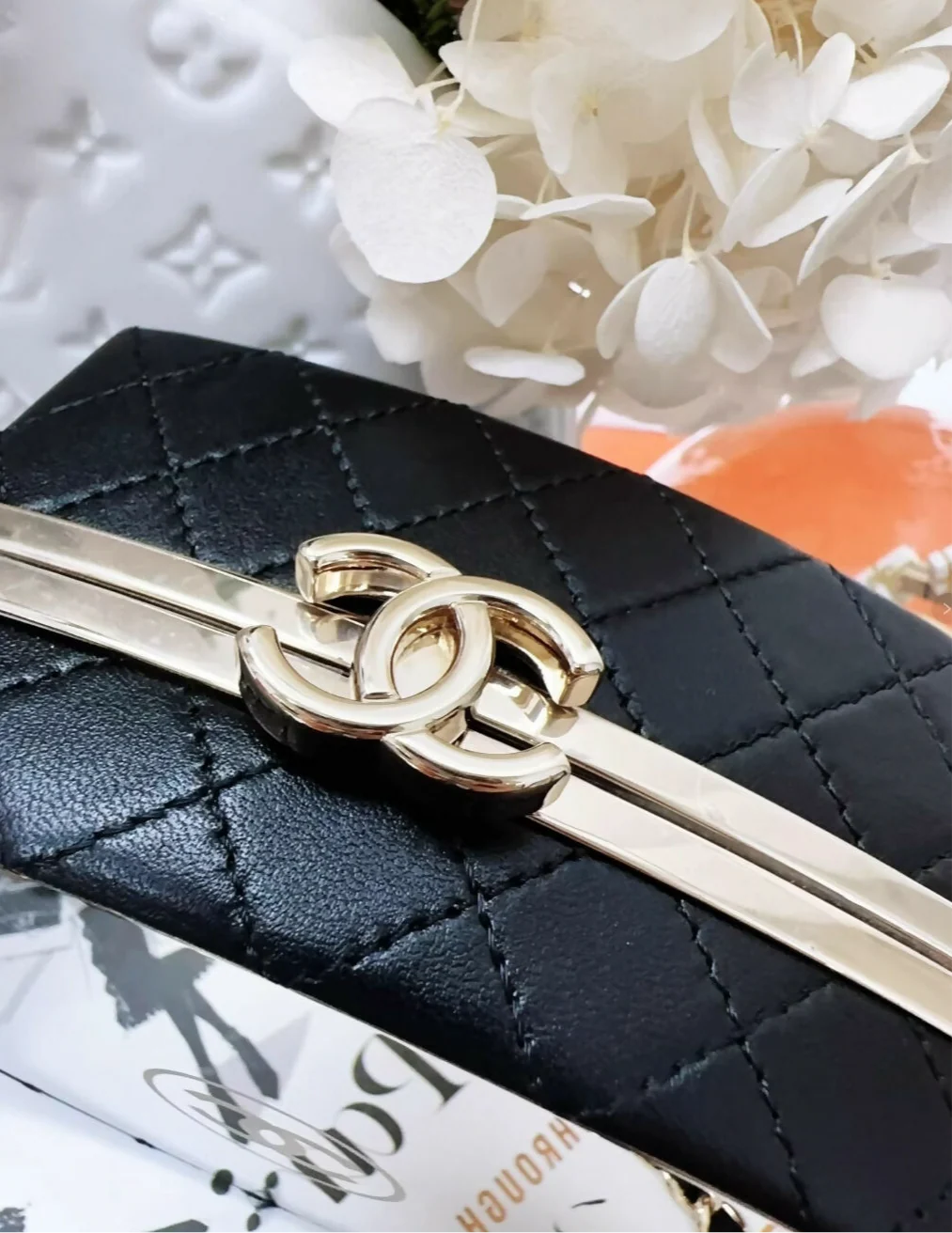 Chanel 21K cosmetic bag minaudière - Image 2