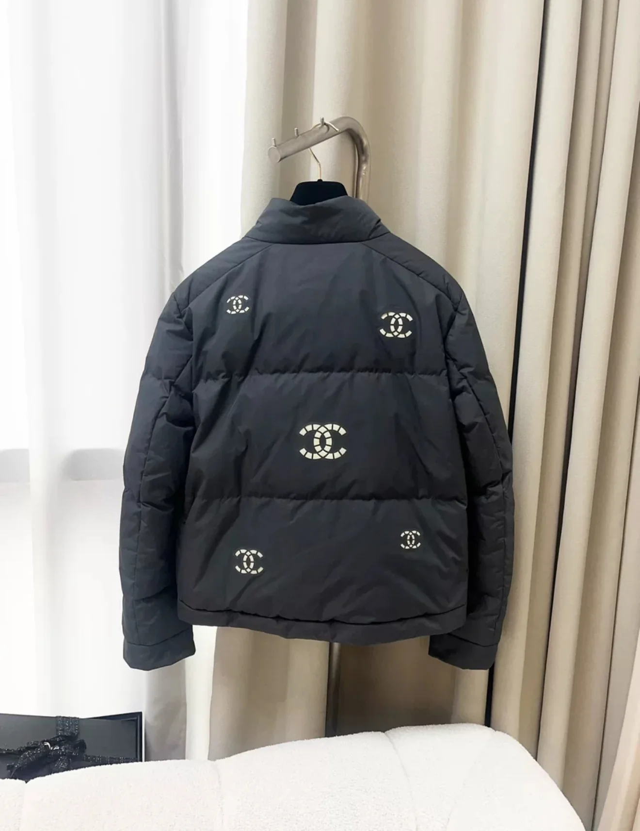 Chanel 21N coco neige ski series jacket - Image 5