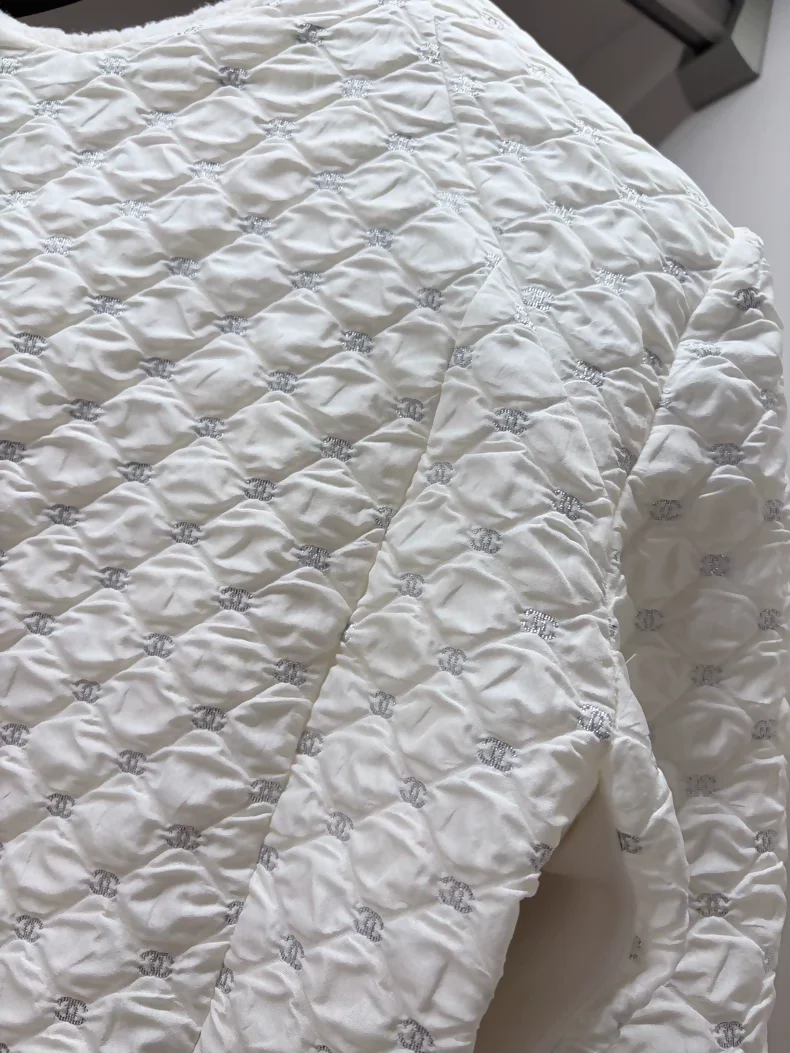 Chanel 21N ecru white Embroidered Lambswool Jacket - Image 7