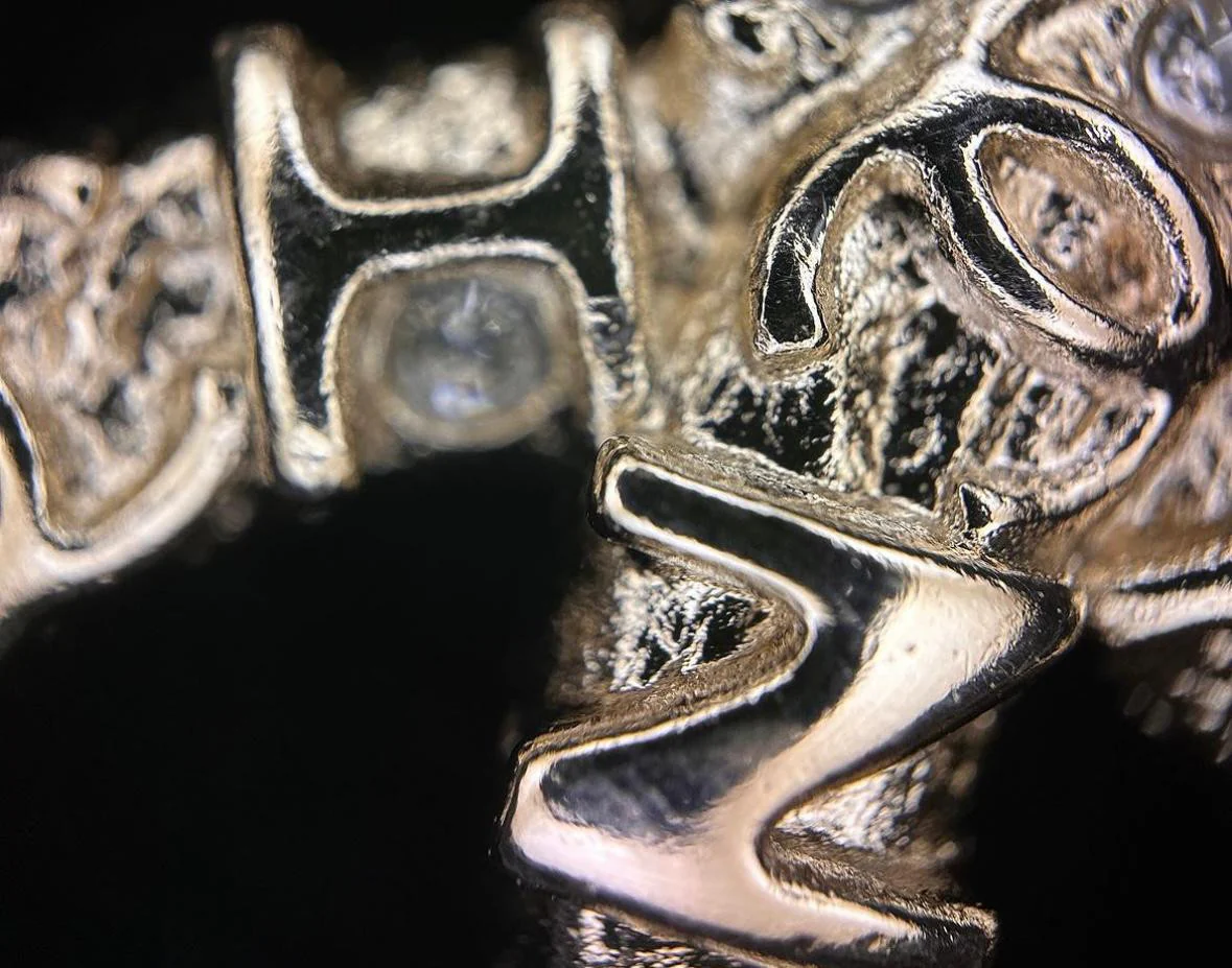 Chanel 21P Metal Double Layer Embossed Necklace - Image 11