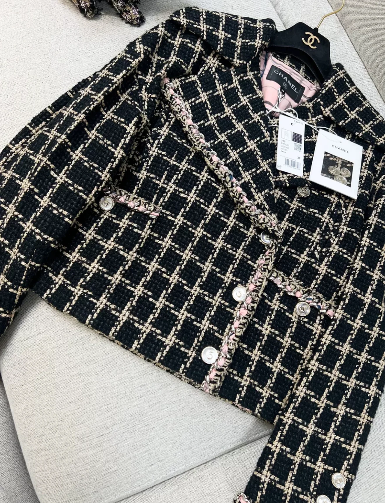 Chanel 21S Black & Beige jacket - Image 3