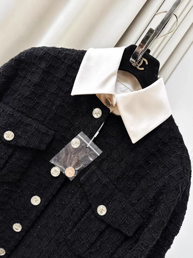 Chanel 21S black tweed jacket - Image 3