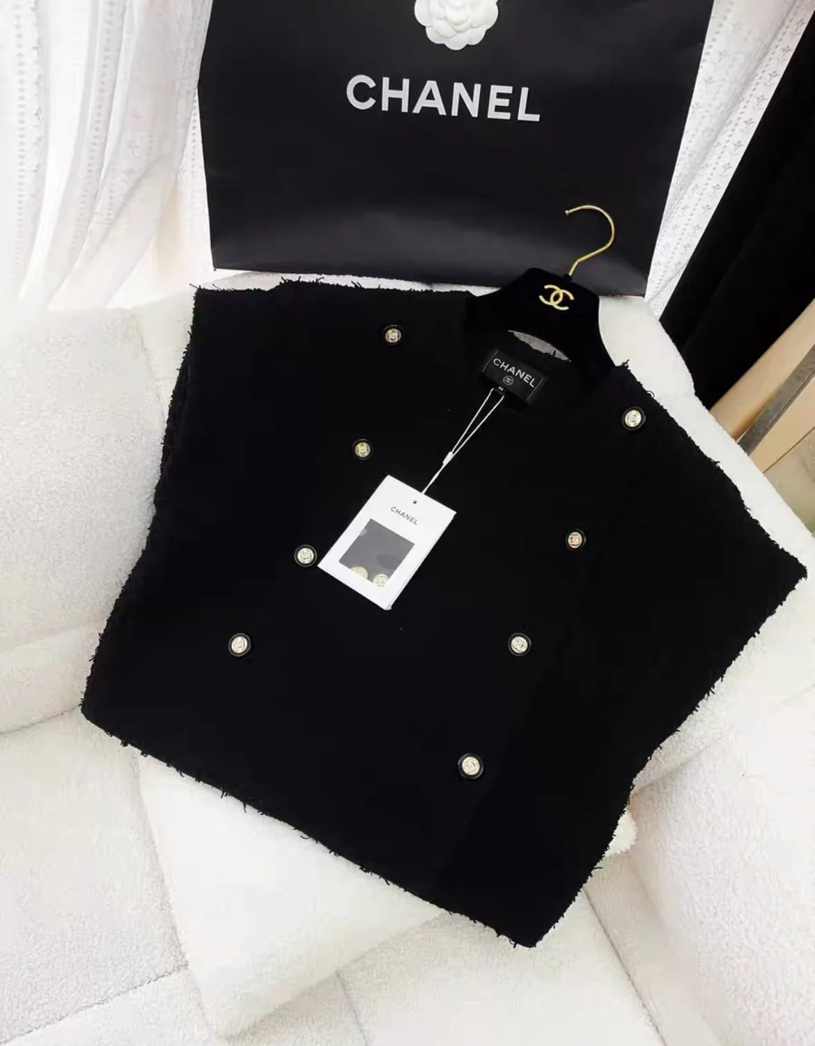 Chanel 21S Black Tweeted vest Jacket size 36
