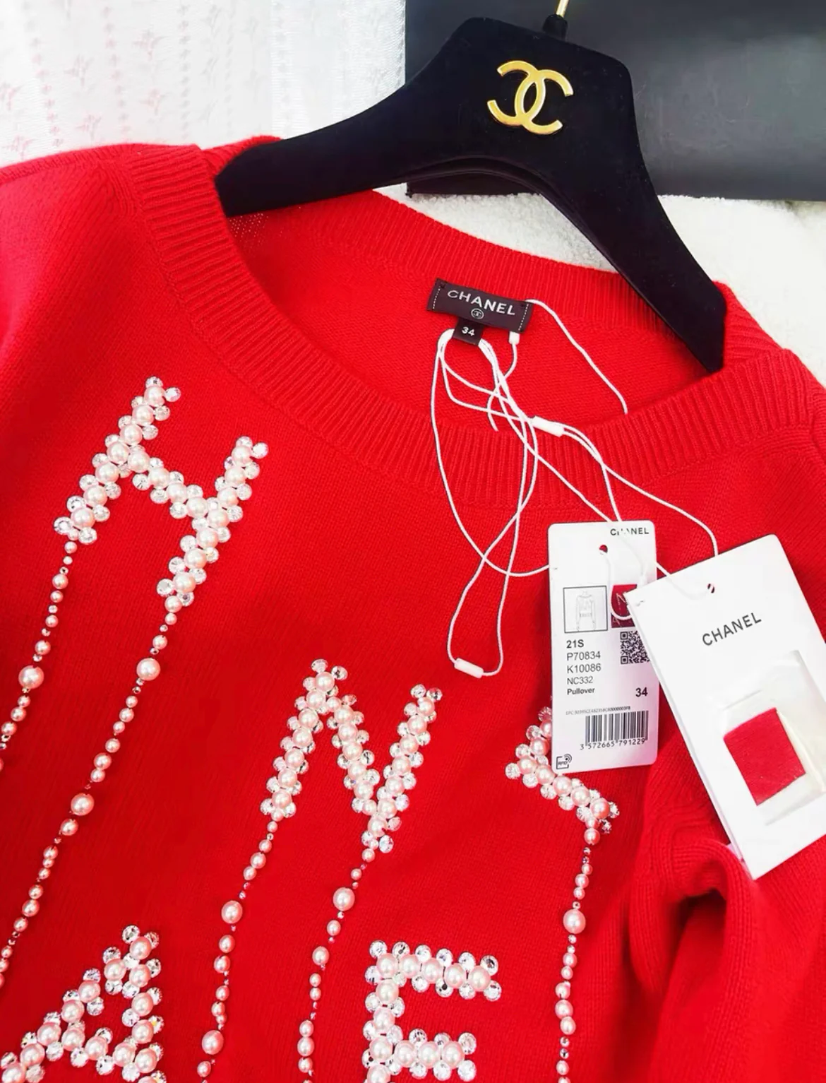 Chanel 21S CC pearl letter red knitted sweater size 34 - Image 2