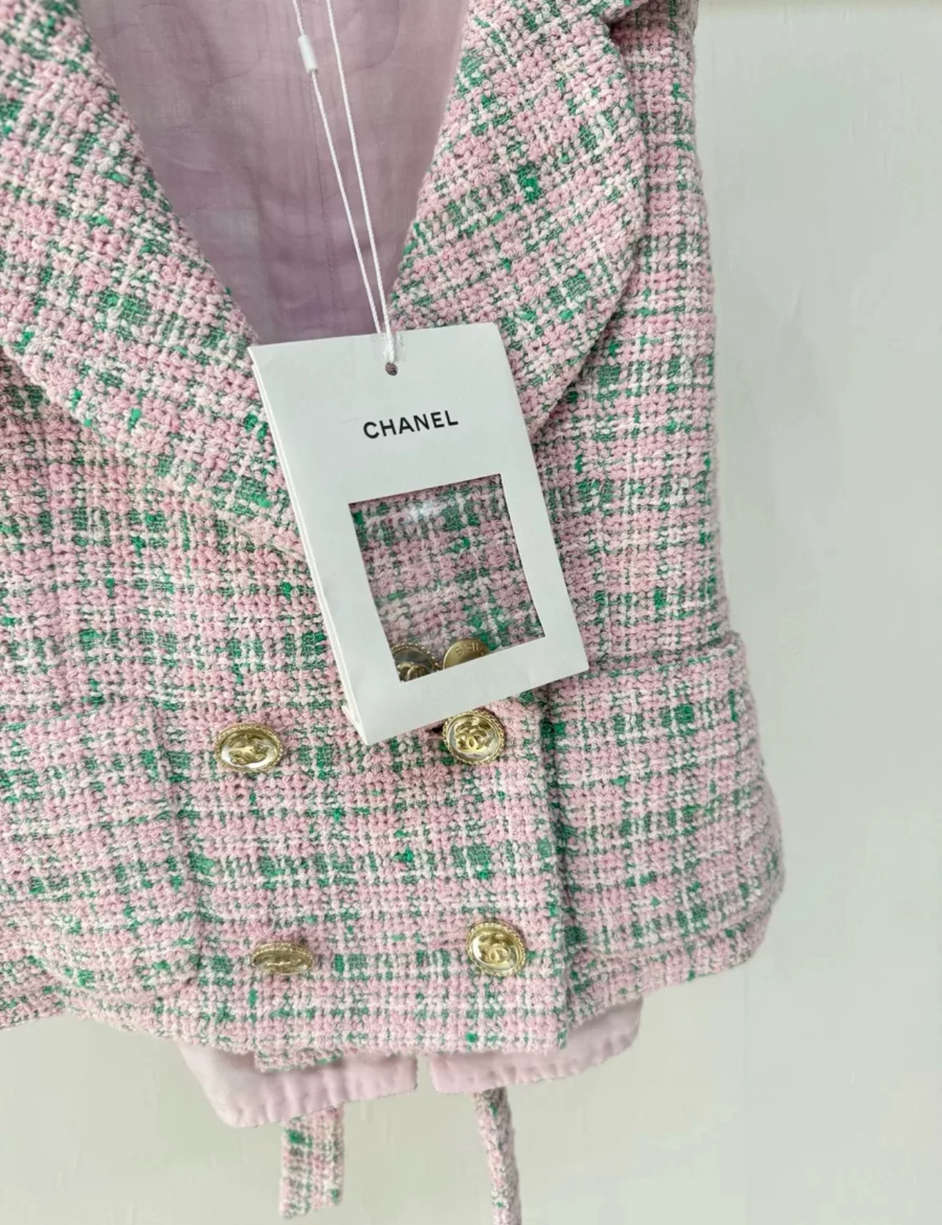 Chanel 21S pink green tweed check vest jacket - Image 2