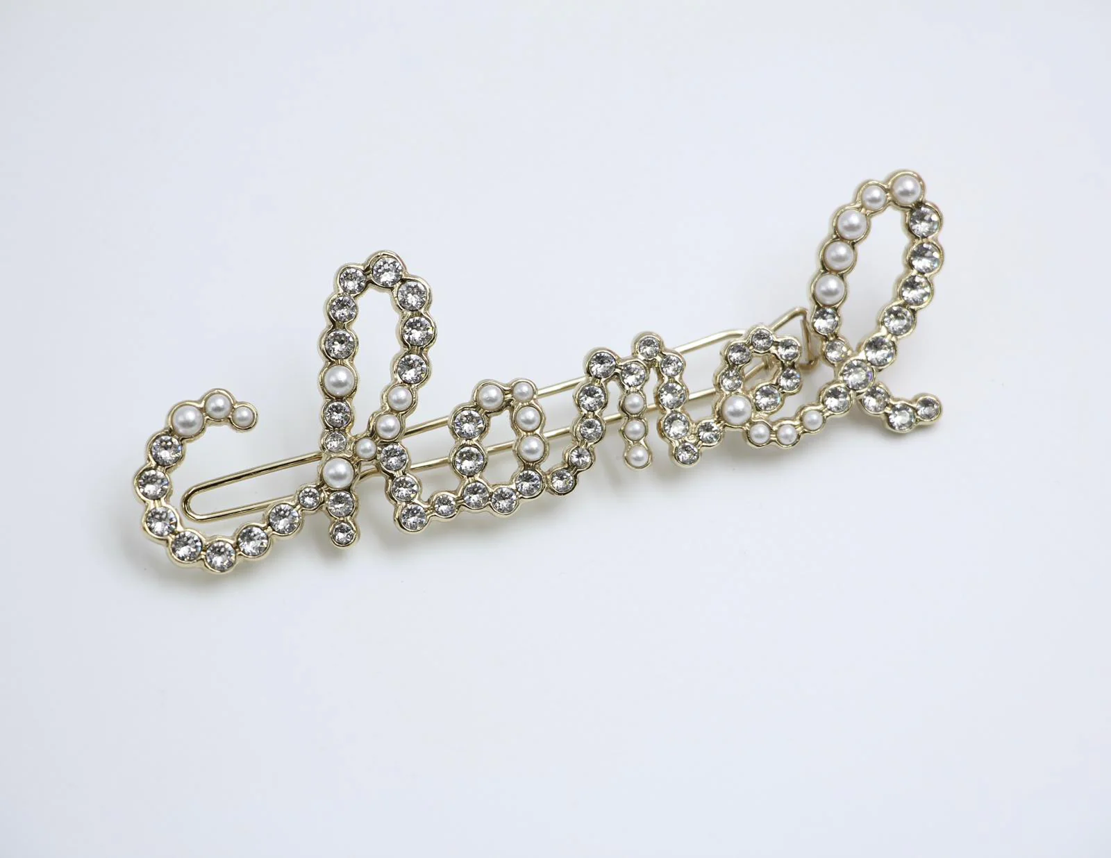 Chanel 21V Rhinestone Imitation Pearl English Brooch - Image 2