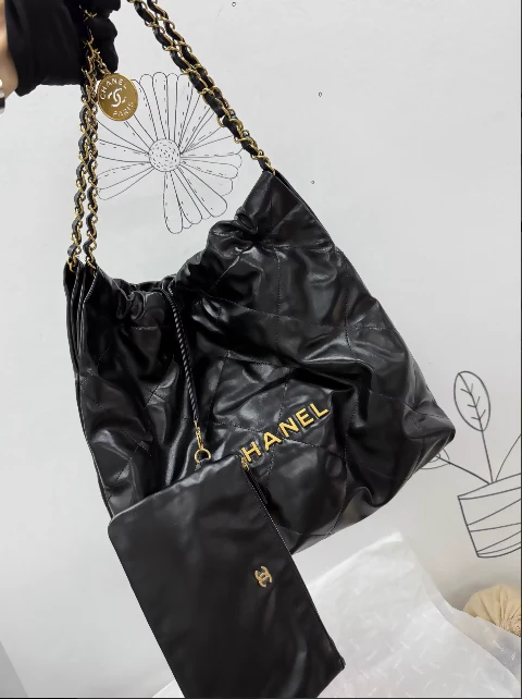 Chanel 22 bag black gold medium - Image 3