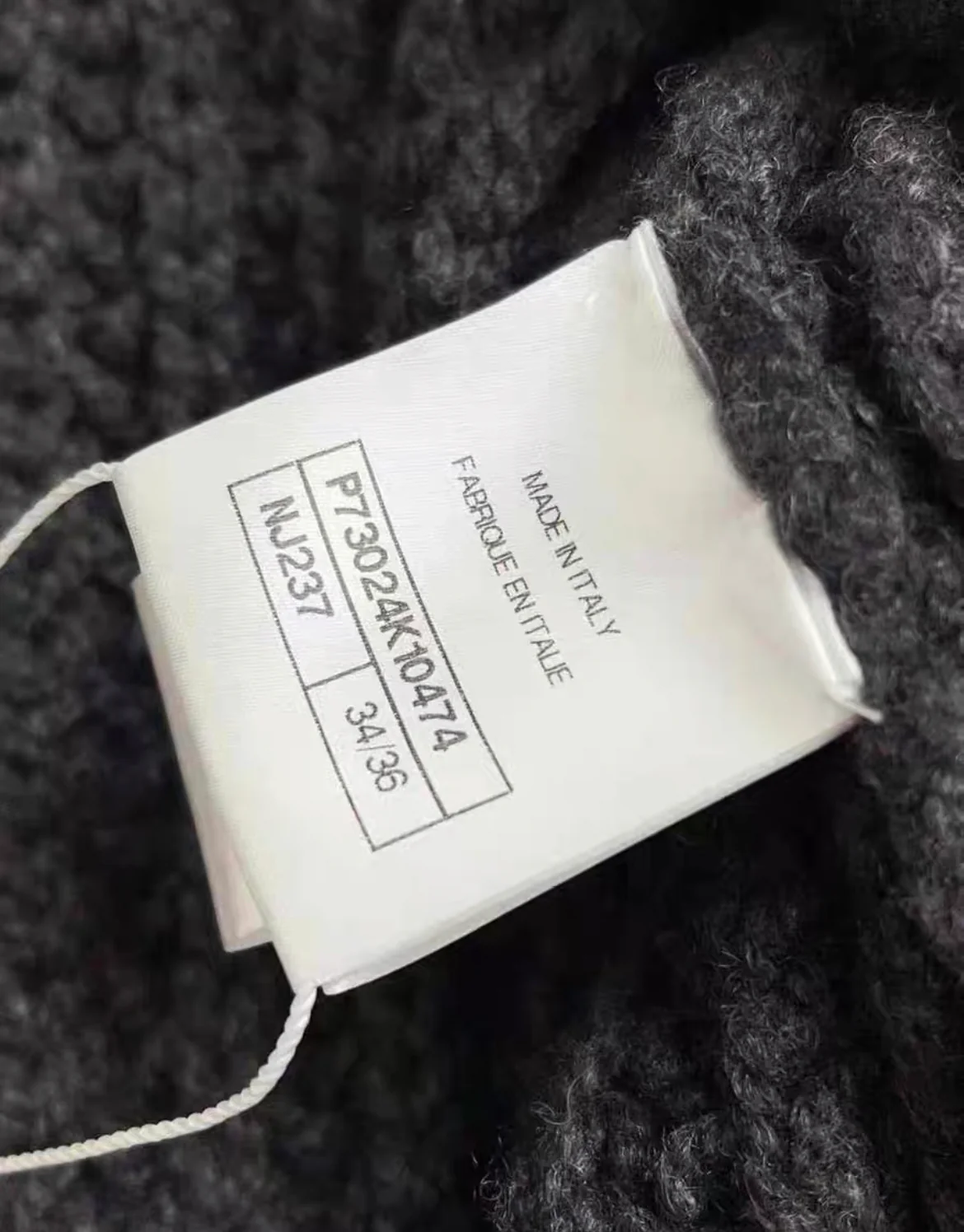 Chanel 22A cardigan size 34/36 - Image 5
