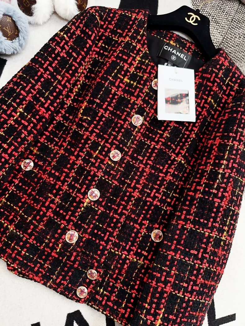 Chanel 22a jacket in red and black checkered tweed - Image 2