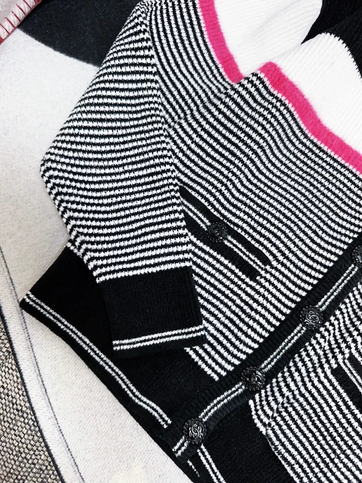 Chanel 22b black, white and pink stripes cardigan - Image 2