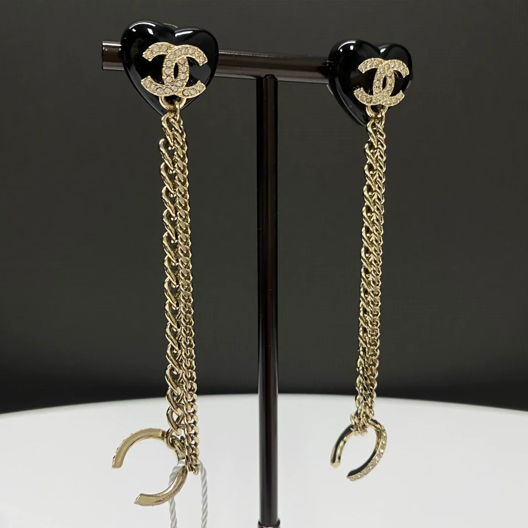 CHANEL 22B black rhinestone heart long chain earrings - Image 2