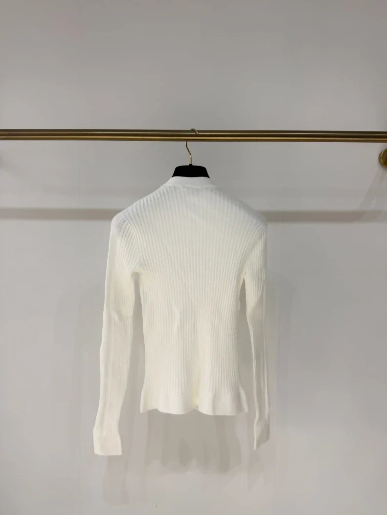 Chanel 22B Double C Pearl Knit Top - Image 3