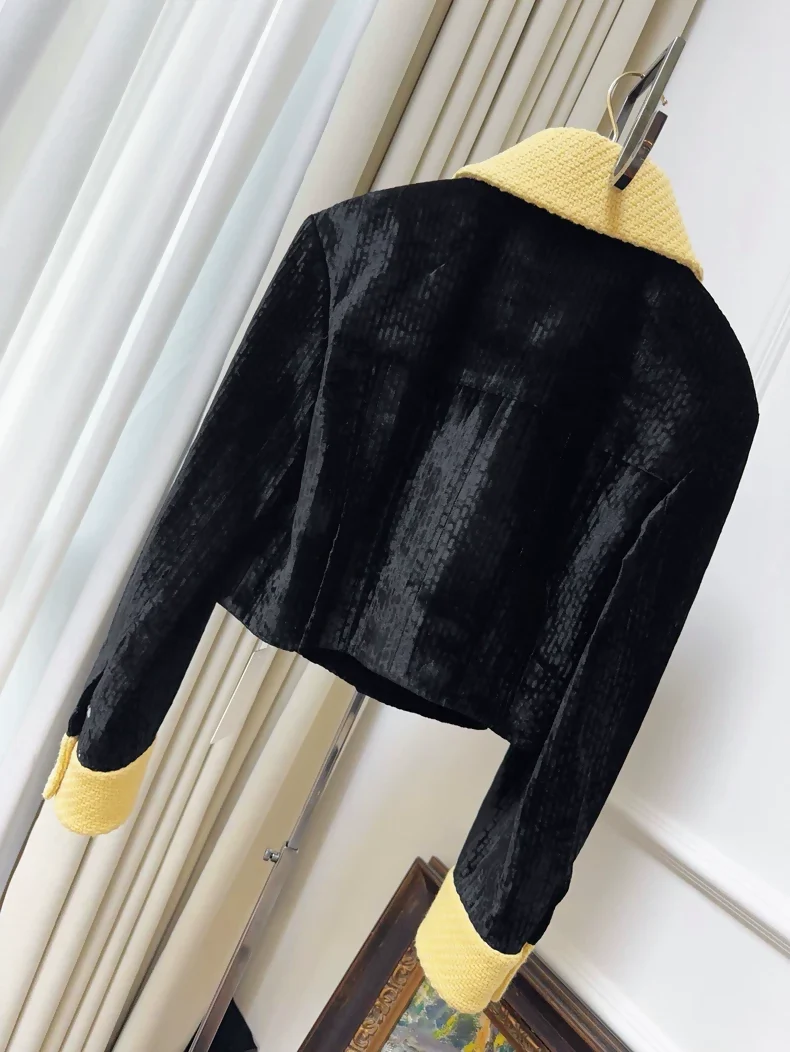 Chanel 22B Black and Yellow velvet javket - Image 2