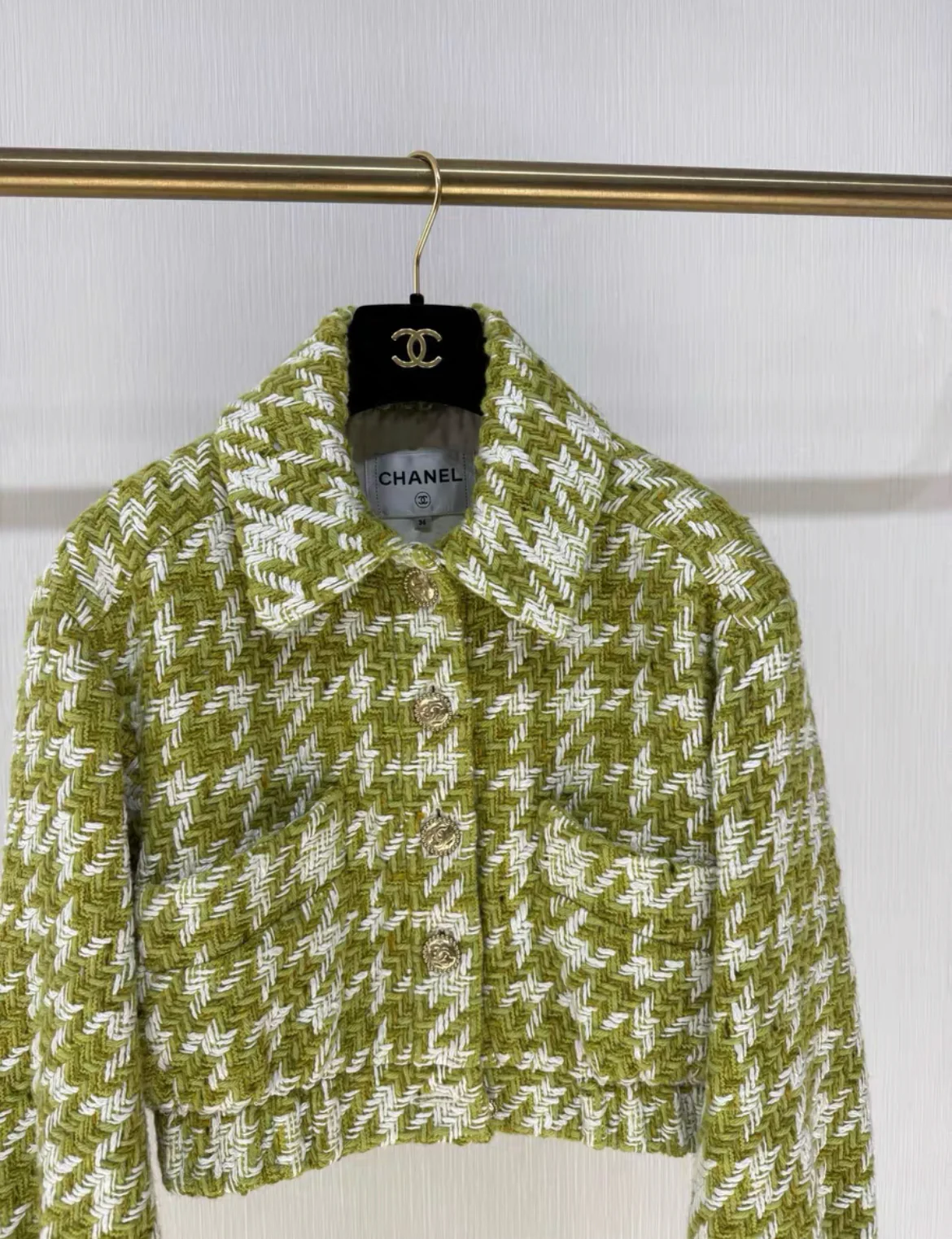 Chanel 22B Green Tweed Jacket size 36 - Image 2