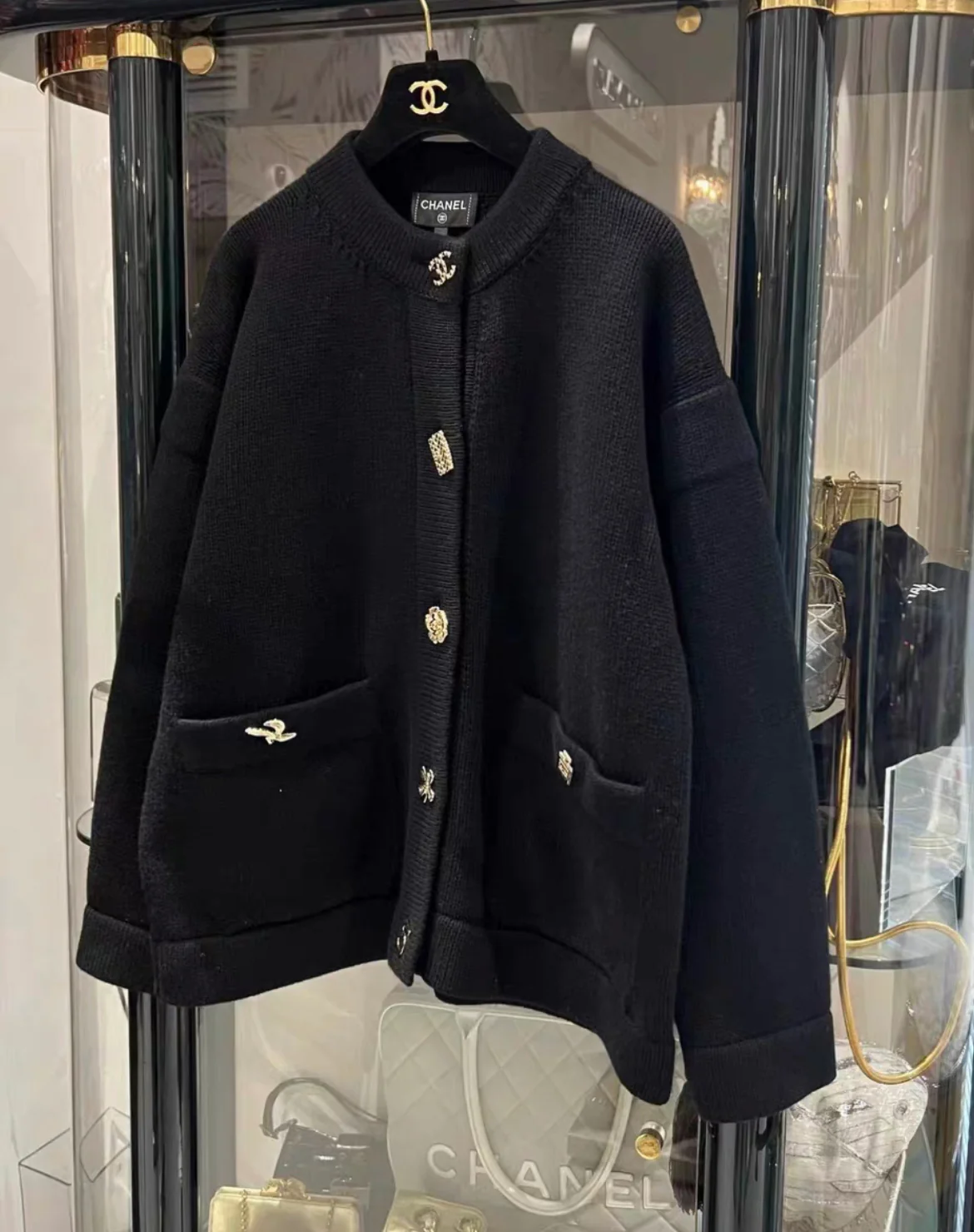Chanel 22B multi-element cashmere cardigan, black with light gold metal buttons - Image 2