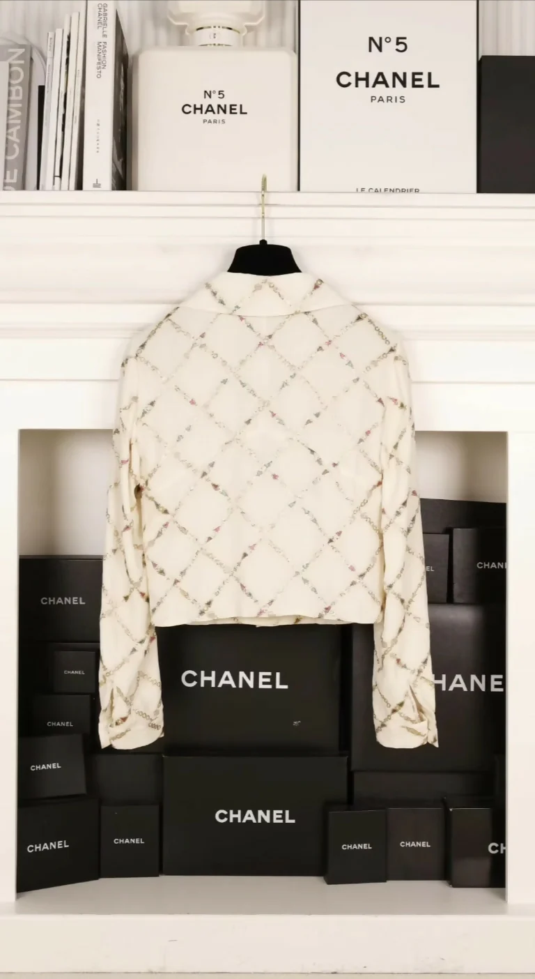 Chanel 22B silk diamond pattern shirt top - Image 2