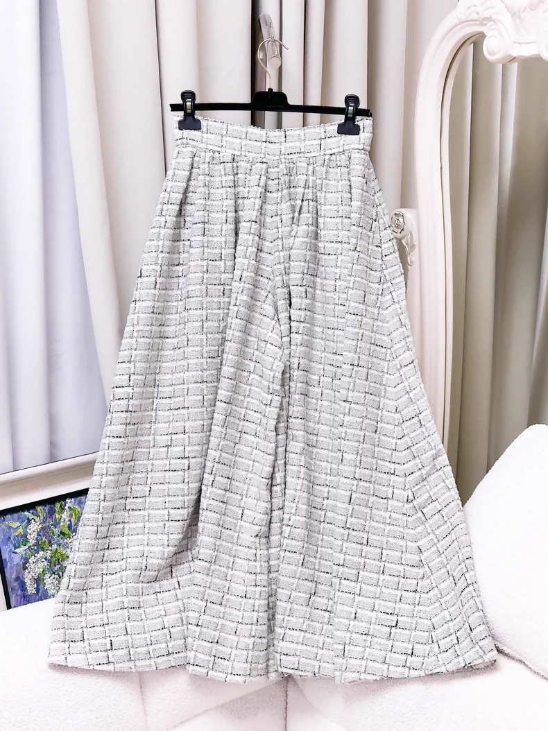 Chanel 22C Tweed Black, White, and Grey Check wide Pants - Image 2