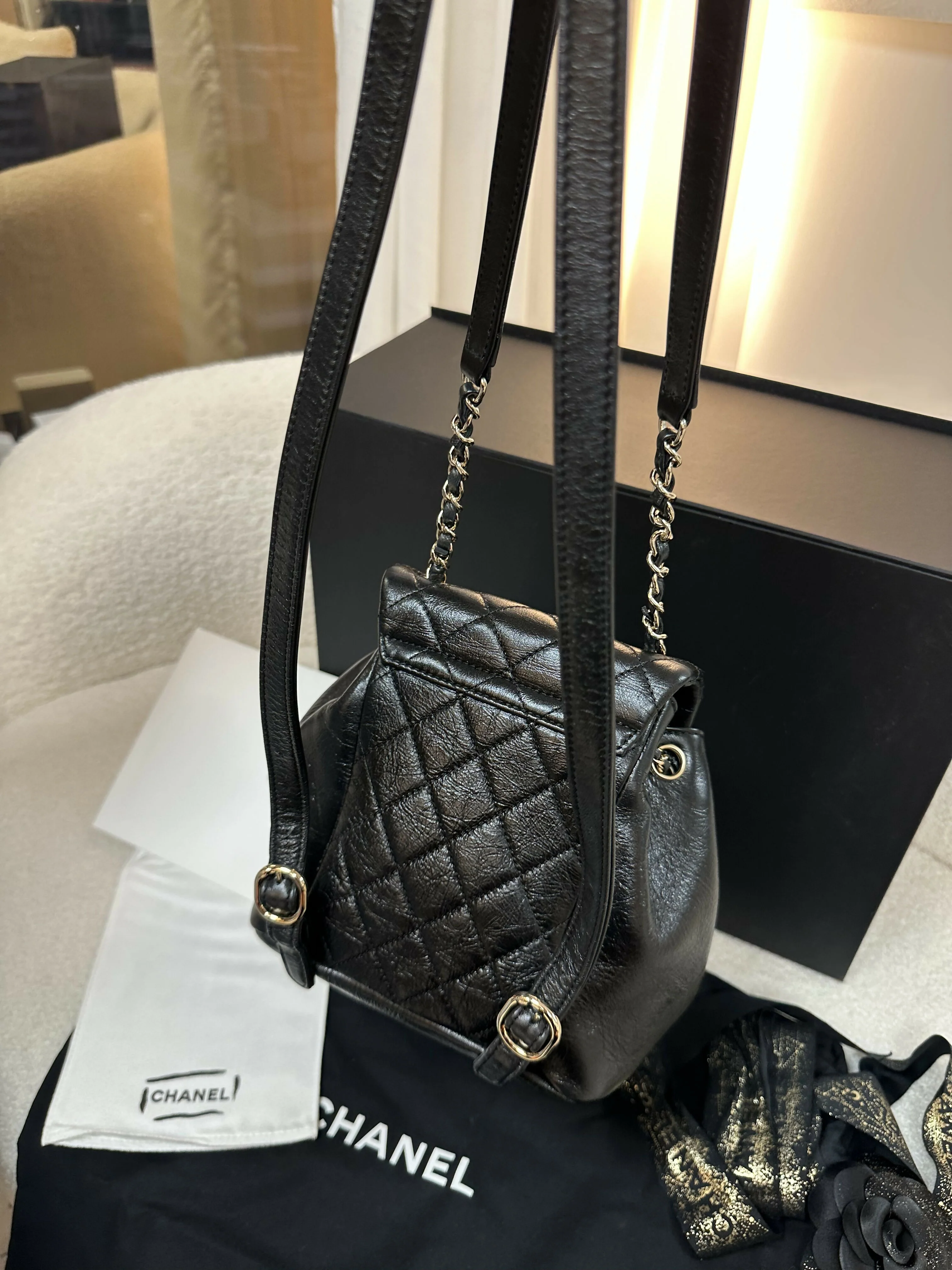 Chanel 22c Shiny Calfskin Backpack - Image 7