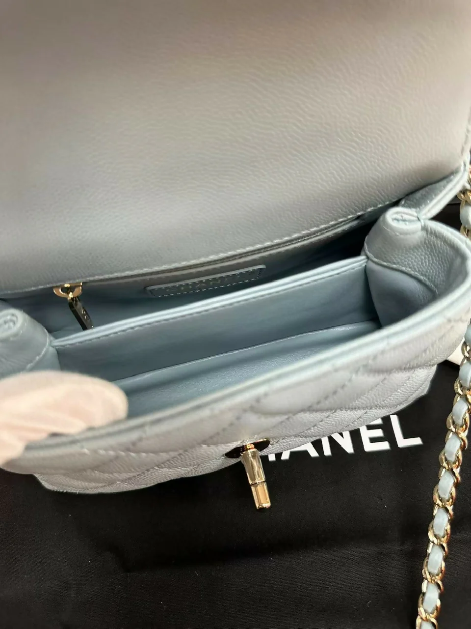 Chanel (22)Coco Handle Mini - Image 7