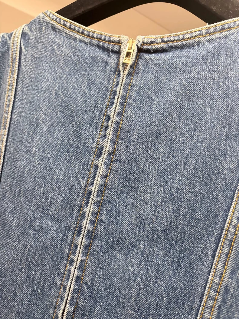 Chanel 22K Denim dress - Image 6