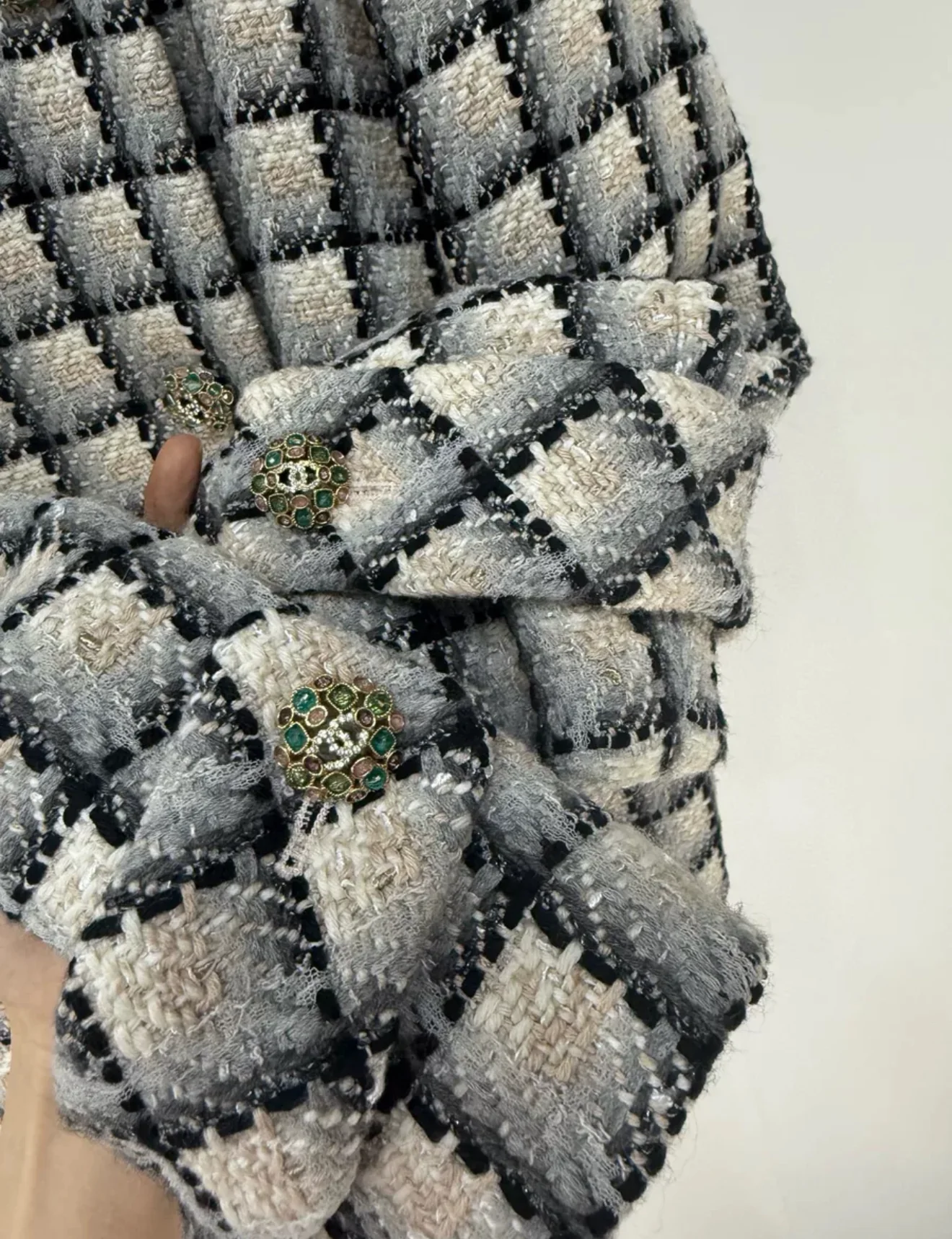 Chanel 22K tweed jacket - Image 3