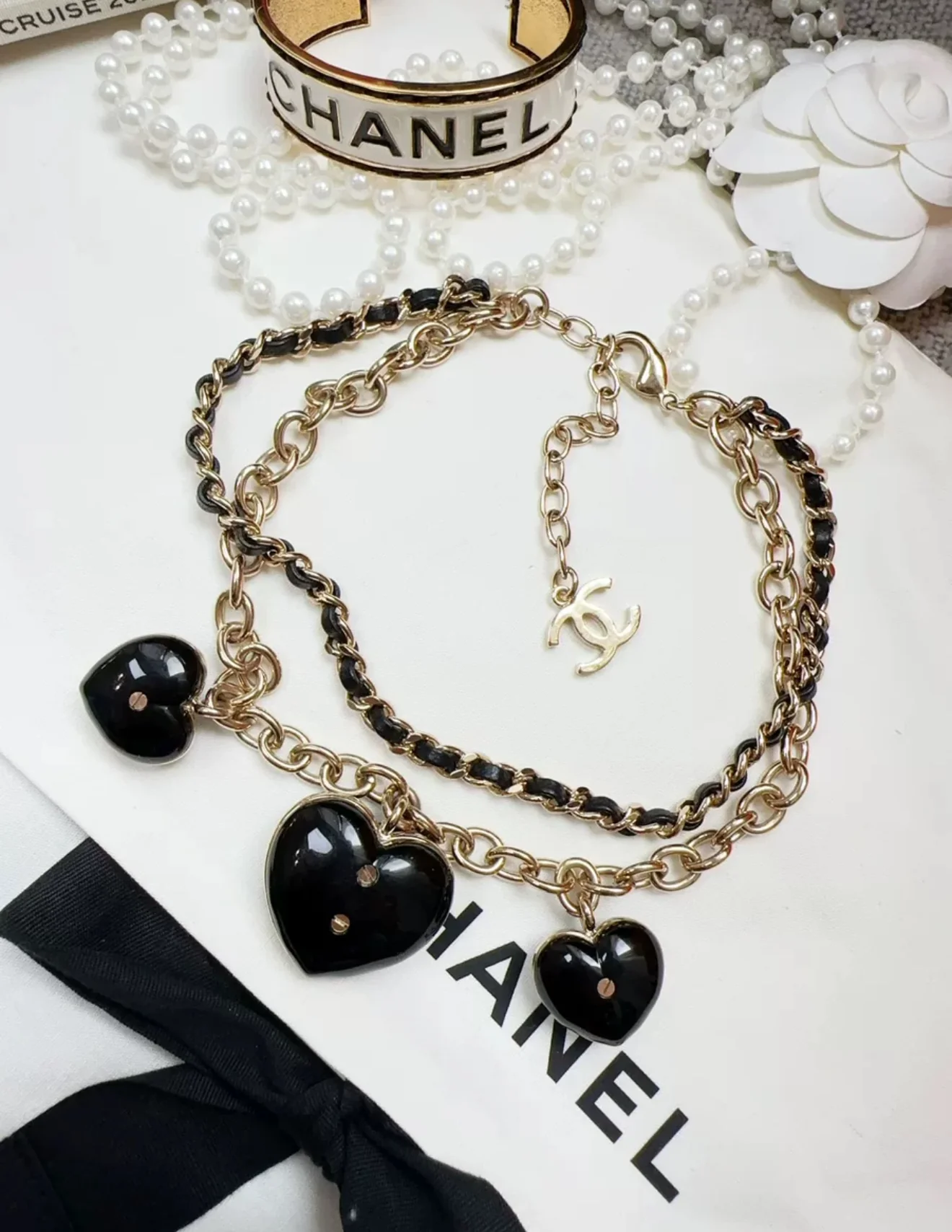 Chanel 22k heart chain necklace choker - Image 4