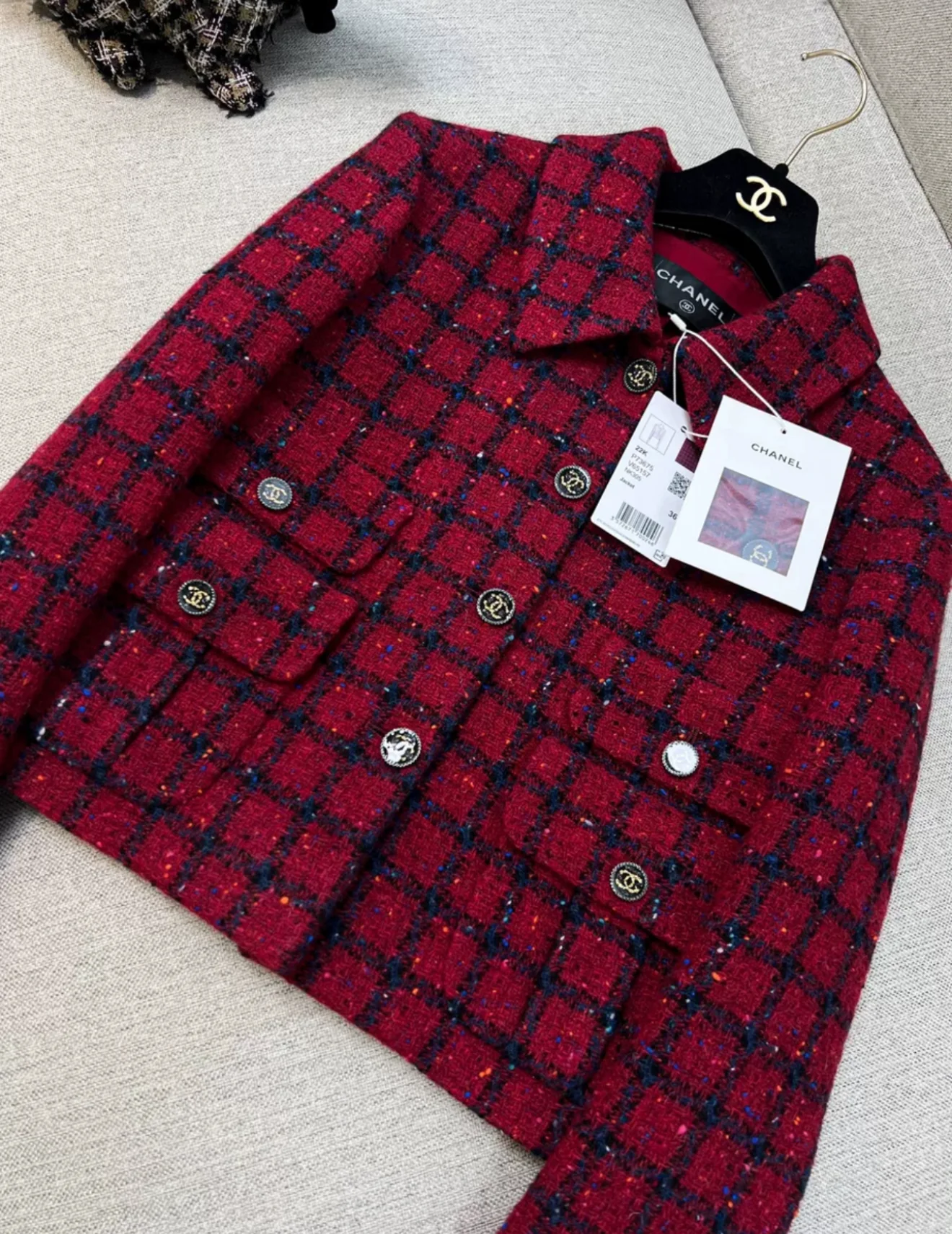 Chanel 22k red tweed jacket - Image 2