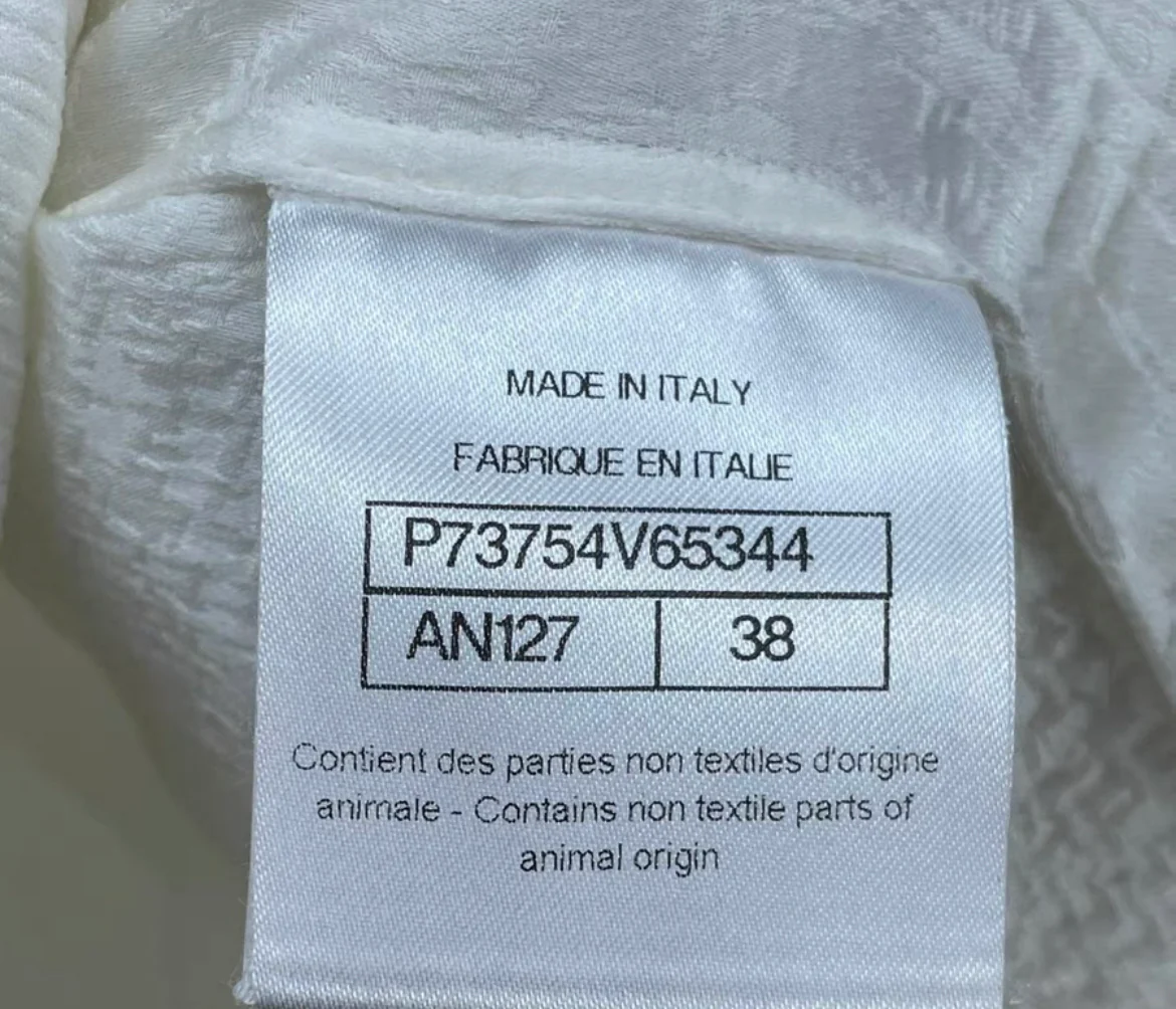Chanel 22k white silk shirt size 38 - Image 5