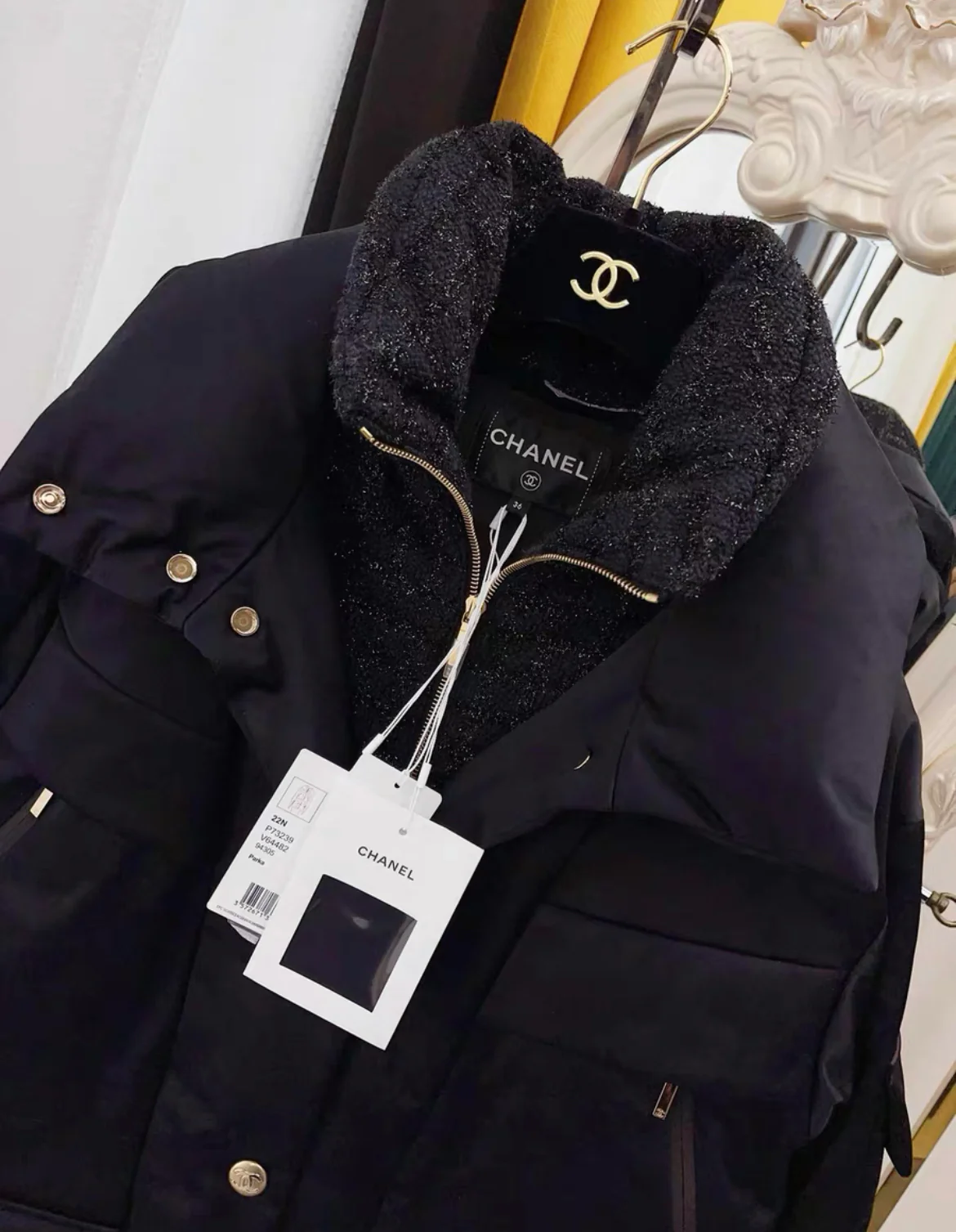 CHANEL 22N COCO NEIGE BLACK DOWN PUFFER JACKET Size 36 - Image 2
