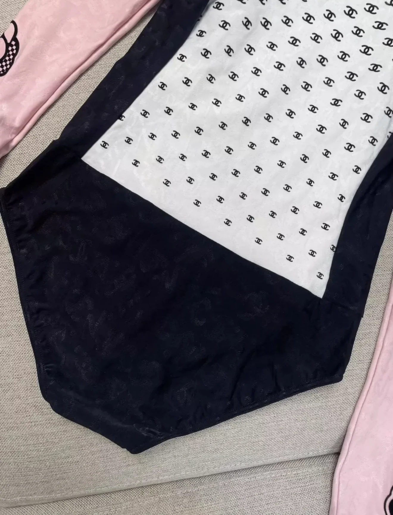 Chanel 22N N5 pink jumpsuit - Image 5