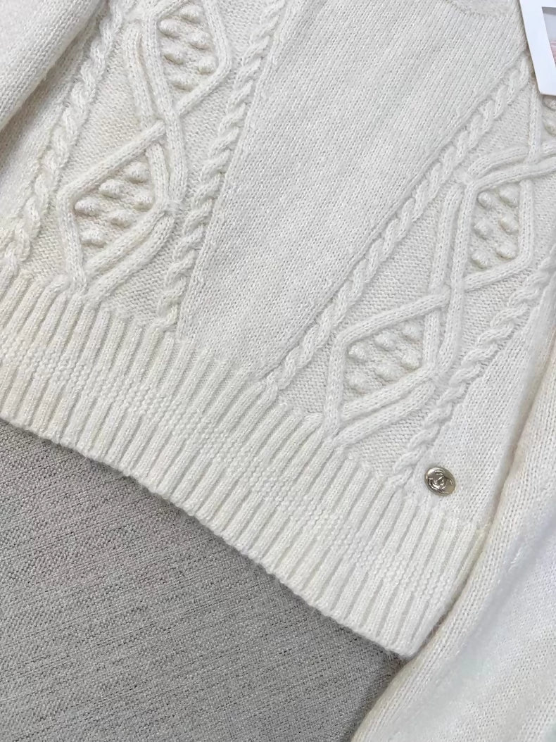 Chanel 22N Ski Collection Sweater - Image 3