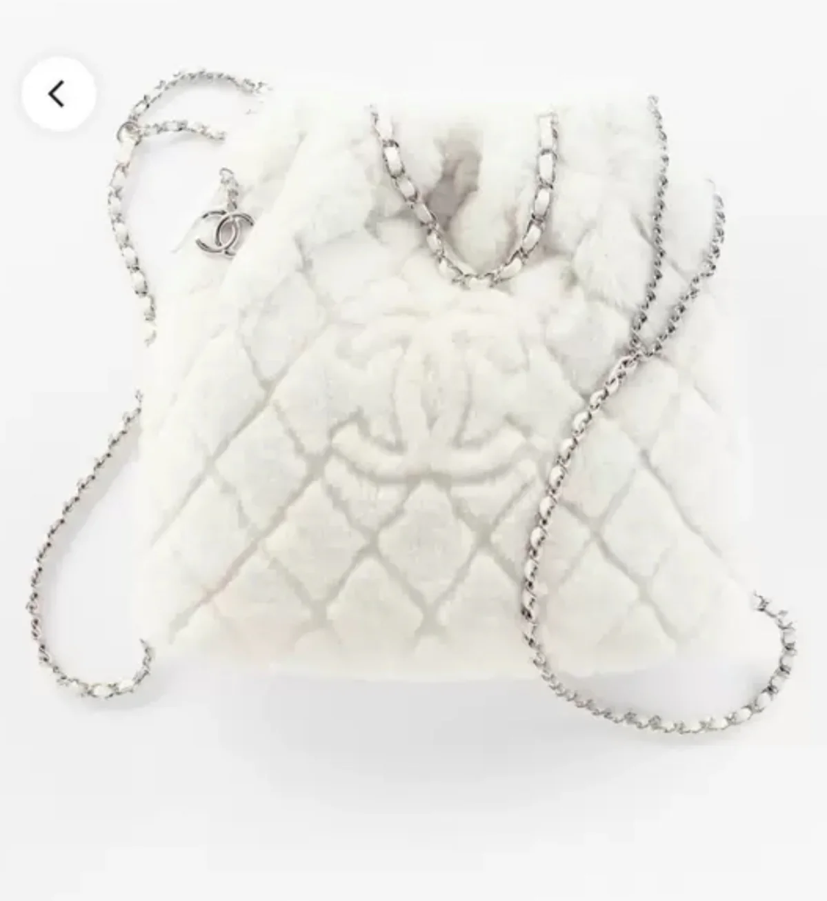 Chanel 22N white fur backpack - Image 3