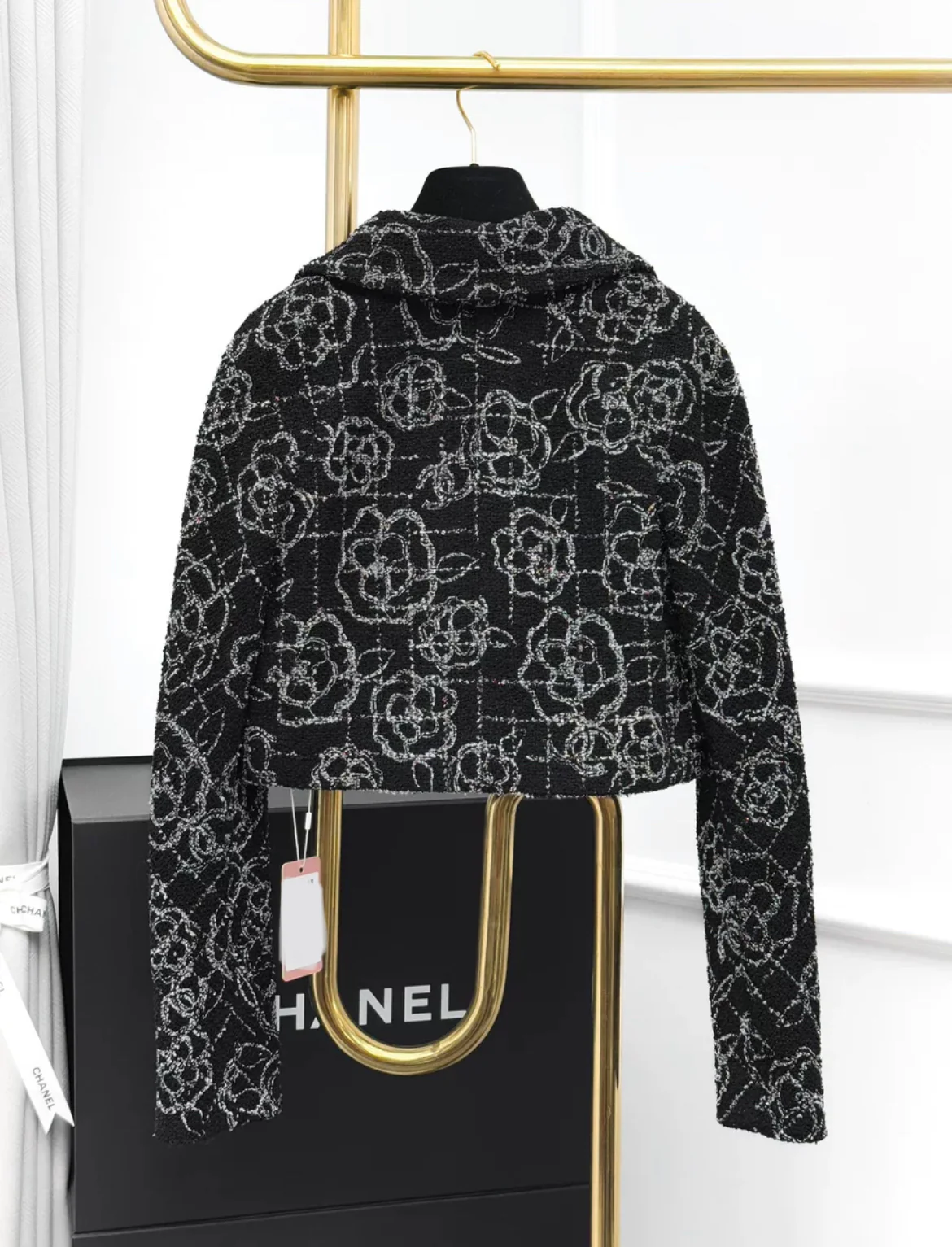 Chanel 22P black jacket size 34 - Image 2