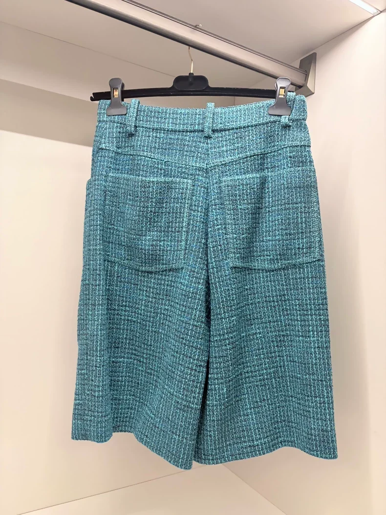 Chanel 22P Blue Tweed pants - Image 4