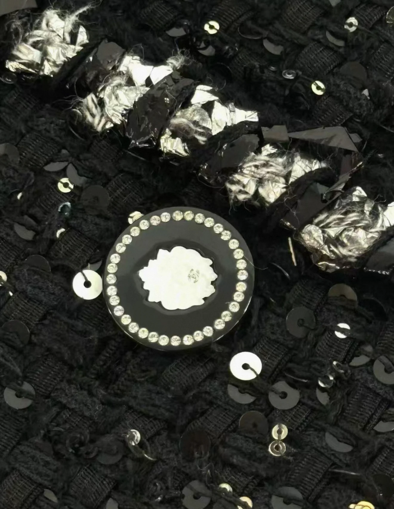 Chanel 22P Sequinned Wide-Leg Pants F36 - Image 5