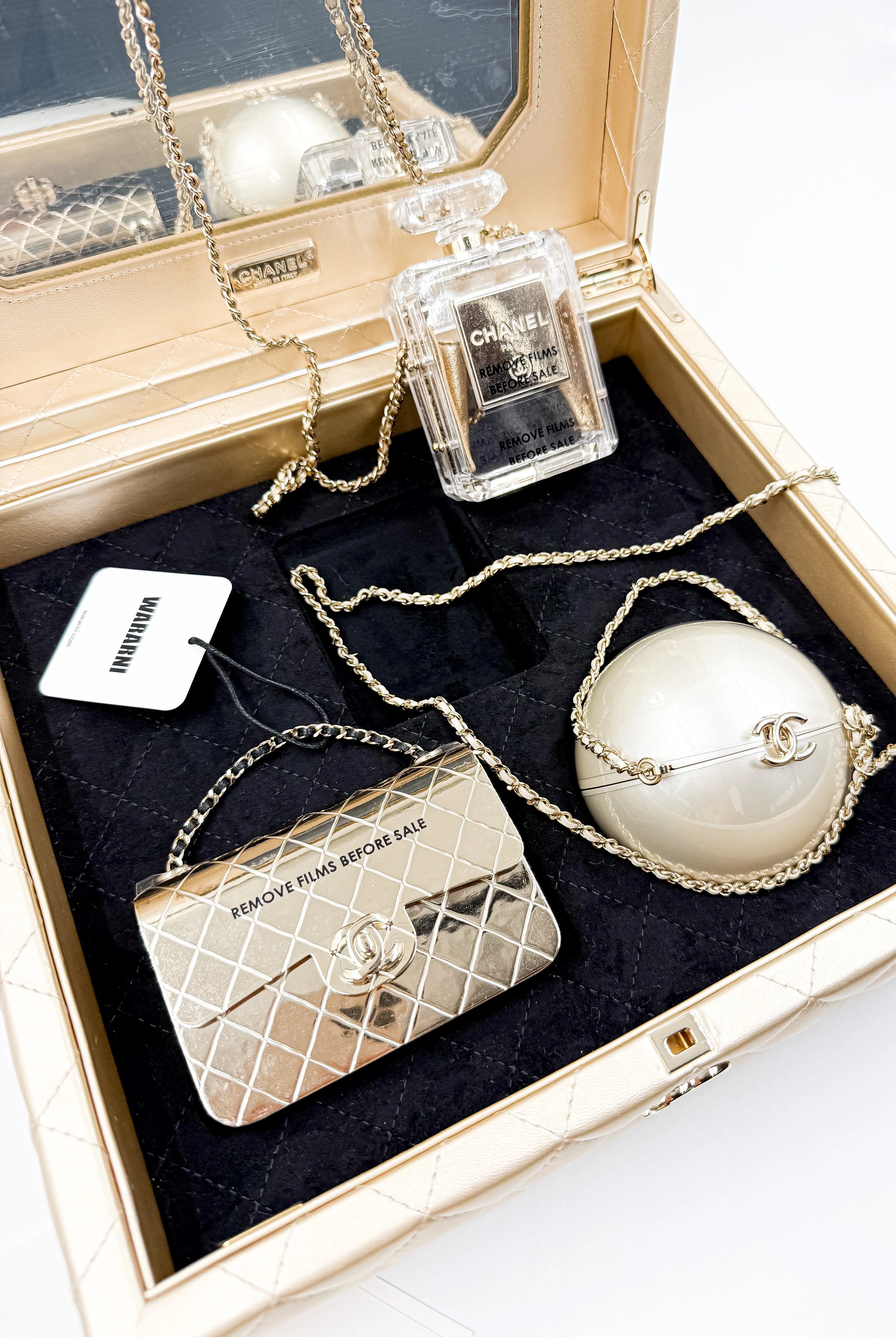 Chanel 22P “Success Story” Set of 3 Mini Minaudières — Limited Edition Collector’s Set - Image 11