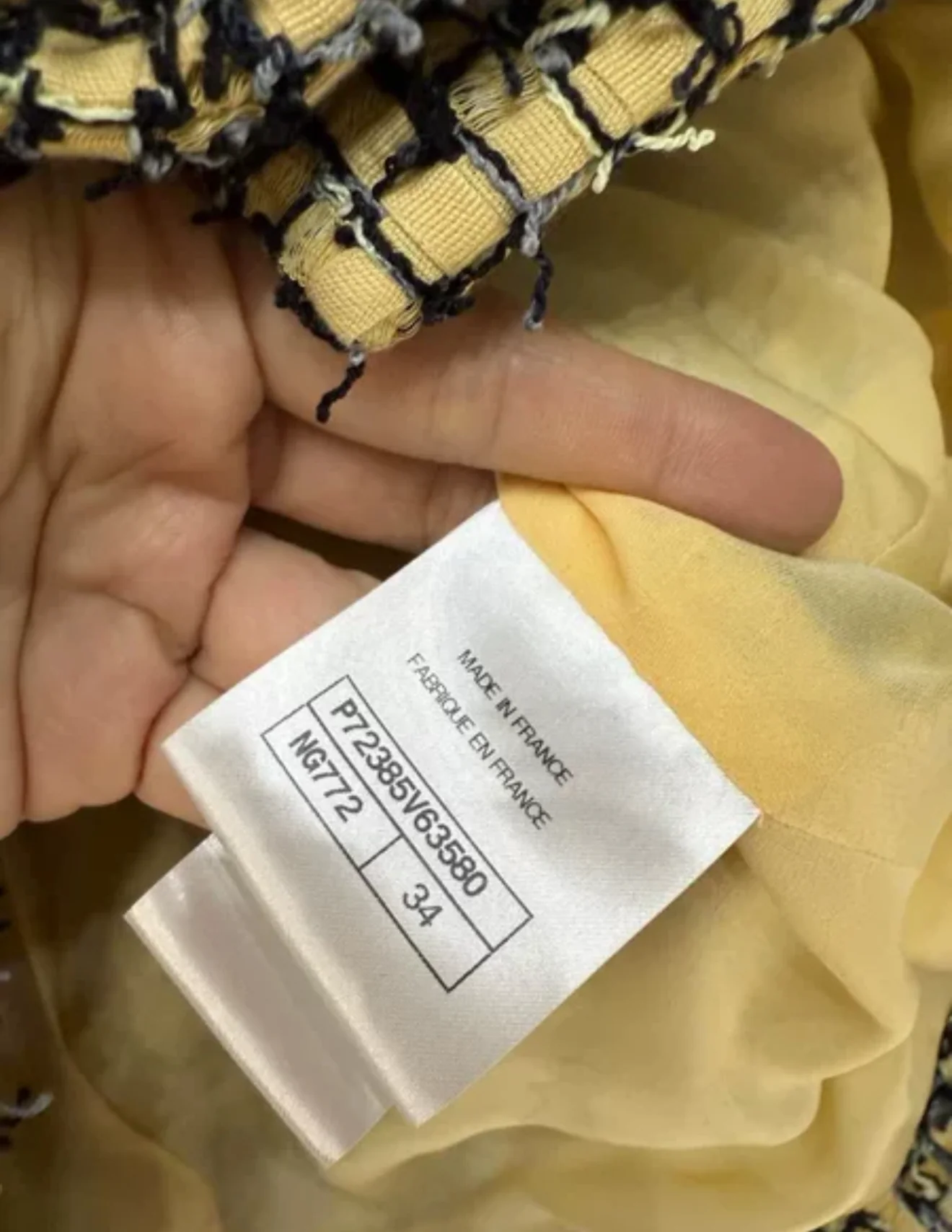 Chanel 22P tweed jacket - Image 3