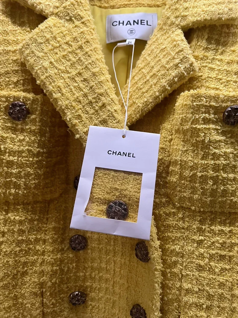 Chanel 22S yellow tweed jacket - Image 3